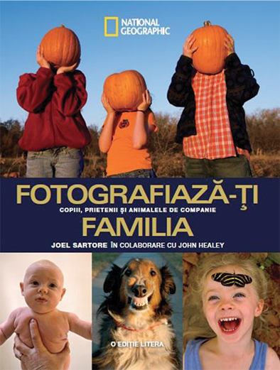 Litera Fotografiază-ți familia. copiii, prietenii și animalele de companie